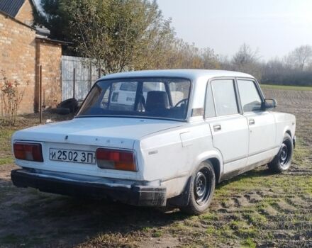 Белый ВАЗ 2107, объемом двигателя 1.3 л и пробегом 777 тыс. км за 239 $, фото 2 на Automoto.ua