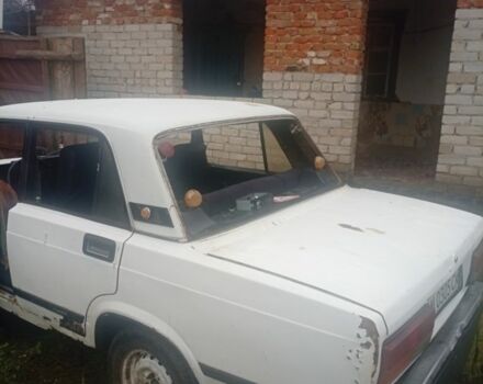 Білий ВАЗ 2107, об'ємом двигуна 0 л та пробігом 300 тис. км за 237 $, фото 1 на Automoto.ua