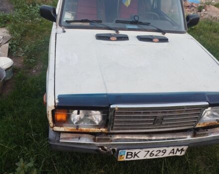 Білий ВАЗ 2107, об'ємом двигуна 1.5 л та пробігом 13 тис. км за 25000 $, фото 1 на Automoto.ua