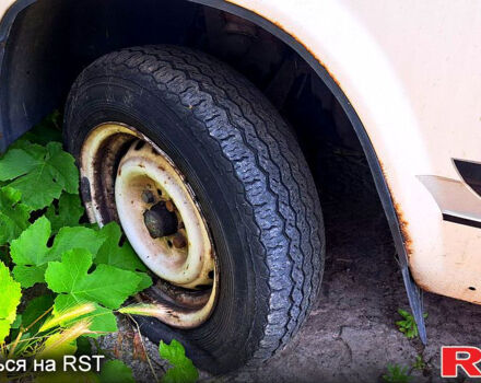 Белый ВАЗ 2107, объемом двигателя 1.5 л и пробегом 0 тыс. км за 450 $, фото 4 на Automoto.ua