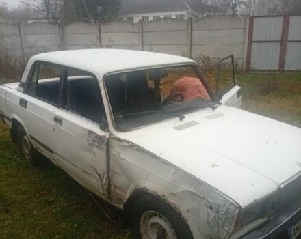 Білий ВАЗ 2107, об'ємом двигуна 0 л та пробігом 300 тис. км за 237 $, фото 3 на Automoto.ua