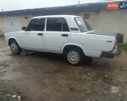 Белый ВАЗ 2107, объемом двигателя 1.5 л и пробегом 111 тыс. км за 353 $, фото 8 на Automoto.ua