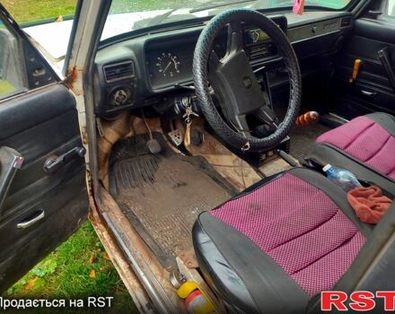 ВАЗ 2107 1986 в Краснокутске на Automoto.ua Белый ВАЗ 2107, объемом двигателя 1.5 л и пробегом 0 тыс. км за 600 $, фото 1 на Automoto.ua