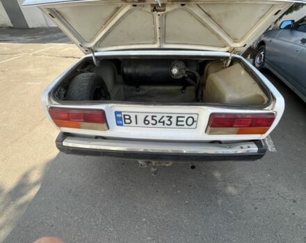 Белый ВАЗ 2107, объемом двигателя 8 л и пробегом 798 тыс. км за 900 $, фото 2 на Automoto.ua