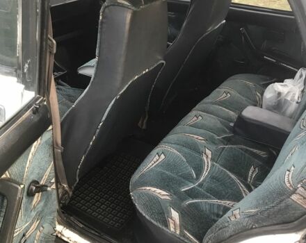 ВАЗ 2107 1986 в Славянске на Automoto.ua Белый ВАЗ 2107, объемом двигателя 1.5 л и пробегом 3 тыс. км за 600 $, фото 7 на Automoto.ua