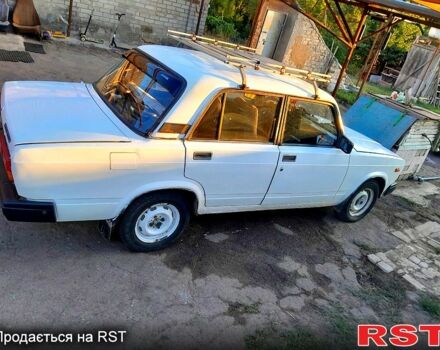 Белый ВАЗ 2107, объемом двигателя 1.5 л и пробегом 0 тыс. км за 750 $, фото 3 на Automoto.ua