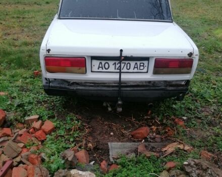 Белый ВАЗ 2107, объемом двигателя 1 л и пробегом 300 тыс. км за 550 $, фото 1 на Automoto.ua