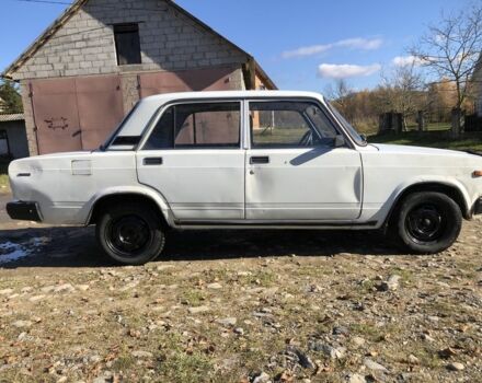 Белый ВАЗ 2107, объемом двигателя 1.3 л и пробегом 70 тыс. км за 500 $, фото 2 на Automoto.ua