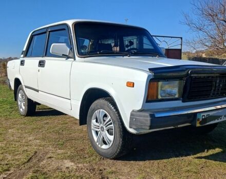 Белый ВАЗ 2107, объемом двигателя 0 л и пробегом 10 тыс. км за 900 $, фото 2 на Automoto.ua