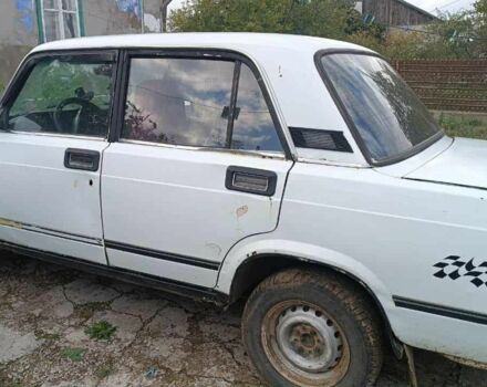 Білий ВАЗ 2107, об'ємом двигуна 1.5 л та пробігом 1000 тис. км за 360 $, фото 4 на Automoto.ua