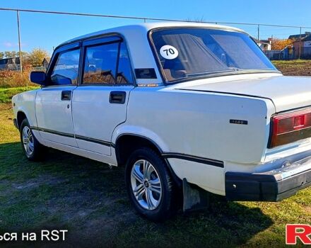 Білий ВАЗ 2107, об'ємом двигуна 1.5 л та пробігом 250 тис. км за 1050 $, фото 3 на Automoto.ua