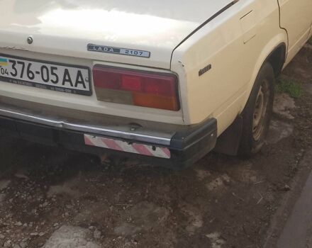 ВАЗ 2107 1987 в Павлограде на Automoto.ua Белый ВАЗ 2107, объемом двигателя 1.5 л и пробегом 3 тыс. км за 1200 $, фото 5 на Automoto.ua