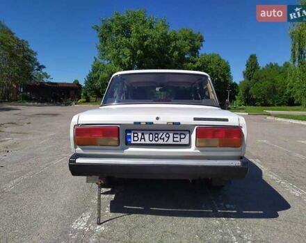 Белый ВАЗ 2107, объемом двигателя 1.45 л и пробегом 75 тыс. км за 1100 $, фото 2 на Automoto.ua