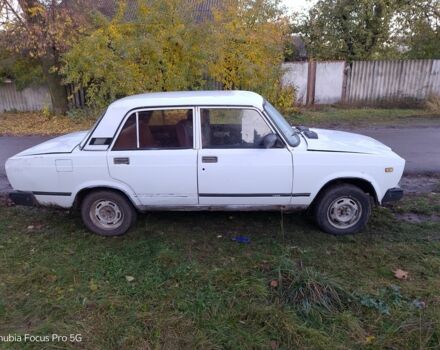 Белый ВАЗ 2107, объемом двигателя 1.3 л и пробегом 613 тыс. км за 512 $, фото 3 на Automoto.ua