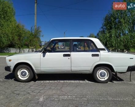Белый ВАЗ 2107, объемом двигателя 1.45 л и пробегом 75 тыс. км за 1100 $, фото 4 на Automoto.ua