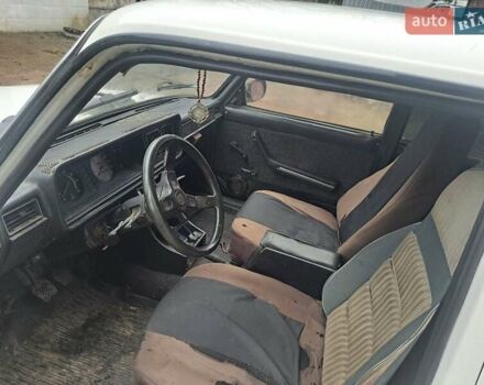 Білий ВАЗ 2107, об'ємом двигуна 1.29 л та пробігом 30 тис. км за 650 $, фото 4 на Automoto.ua