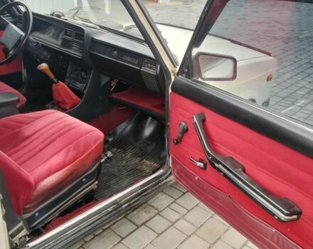 Белый ВАЗ 2107, объемом двигателя 1.5 л и пробегом 134 тыс. км за 600 $, фото 5 на Automoto.ua