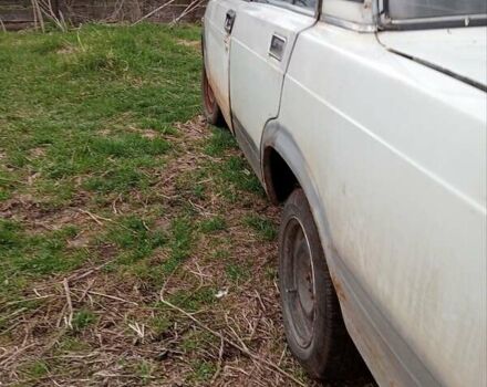 Белый ВАЗ 2107, объемом двигателя 1.5 л и пробегом 90 тыс. км за 312 $, фото 6 на Automoto.ua