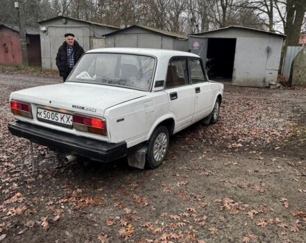Белый ВАЗ 2107, объемом двигателя 1.5 л и пробегом 35 тыс. км за 710 $, фото 2 на Automoto.ua