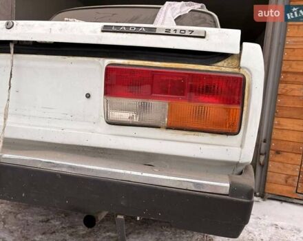 Белый ВАЗ 2107, объемом двигателя 1.5 л и пробегом 8 тыс. км за 5000 $, фото 13 на Automoto.ua