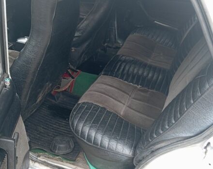 ВАЗ 2107 1989 в Бару на Automoto.ua Белый ВАЗ 2107, объемом двигателя 0 л и пробегом 100 тыс. км за 600 $, фото 5 на Automoto.ua