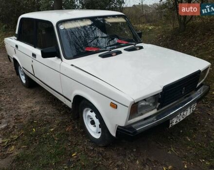 ВАЗ 2107 1989 в Теребовле на Automoto.ua Белый ВАЗ 2107, объемом двигателя 0 л и пробегом 159 тыс. км за 950 $, фото 15 на Automoto.ua