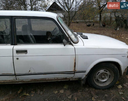 Белый ВАЗ 2107, объемом двигателя 1.5 л и пробегом 180 тыс. км за 471 $, фото 5 на Automoto.ua