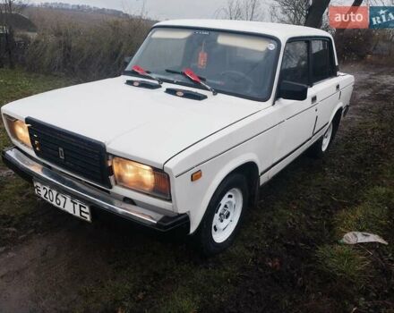 Белый ВАЗ 2107, объемом двигателя 1.5 л и пробегом 160 тыс. км за 950 $, фото 5 на Automoto.ua
