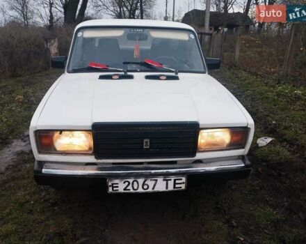 Белый ВАЗ 2107, объемом двигателя 1.5 л и пробегом 160 тыс. км за 950 $, фото 4 на Automoto.ua