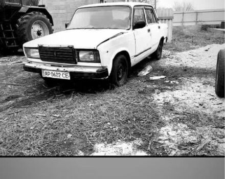 Белый ВАЗ 2107, объемом двигателя 0 л и пробегом 180 тыс. км за 285 $, фото 2 на Automoto.ua