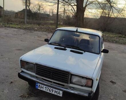 Белый ВАЗ 2107, объемом двигателя 1.5 л и пробегом 211 тыс. км за 850 $, фото 3 на Automoto.ua
