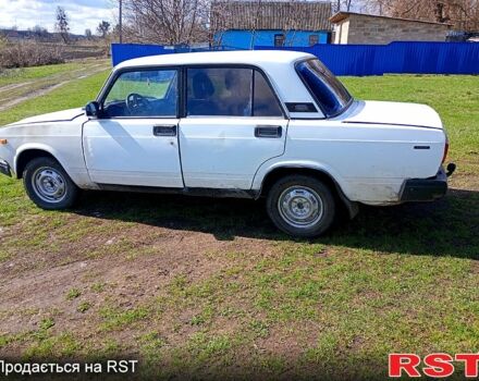 Белый ВАЗ 2107, объемом двигателя 1.5 л и пробегом 0 тыс. км за 670 $, фото 1 на Automoto.ua