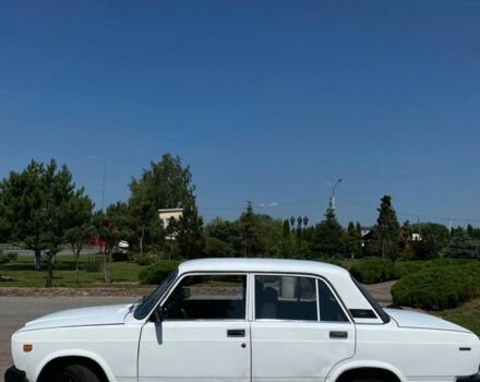 Белый ВАЗ 2107, объемом двигателя 1.5 л и пробегом 100 тыс. км за 872 $, фото 5 на Automoto.ua