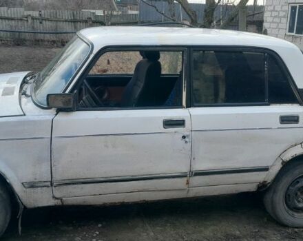 Белый ВАЗ 2107, объемом двигателя 0 л и пробегом 5 тыс. км за 238 $, фото 3 на Automoto.ua