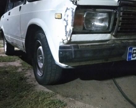 Белый ВАЗ 2107, объемом двигателя 1.5 л и пробегом 564 тыс. км за 442 $, фото 4 на Automoto.ua