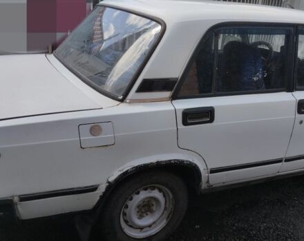 Белый ВАЗ 2107, объемом двигателя 0 л и пробегом 3 тыс. км за 600 $, фото 2 на Automoto.ua