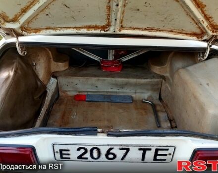 ВАЗ 2107 1989 в Теребовле на Automoto.ua Белый ВАЗ 2107, объемом двигателя 1.5 л и пробегом 159 тыс. км за 950 $, фото 5 на Automoto.ua