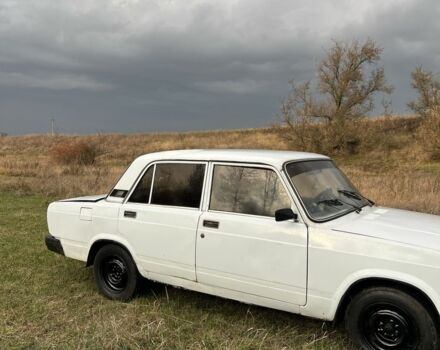 Білий ВАЗ 2107, об'ємом двигуна 1.5 л та пробігом 20 тис. км за 343 $, фото 3 на Automoto.ua