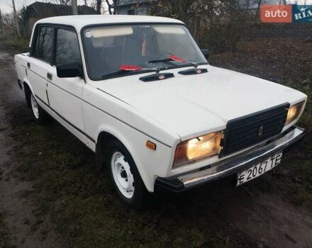 Белый ВАЗ 2107, объемом двигателя 1.5 л и пробегом 160 тыс. км за 950 $, фото 3 на Automoto.ua
