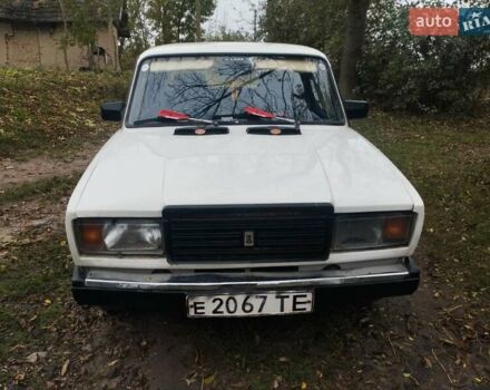 ВАЗ 2107 1989 в Теребовле на Automoto.ua Белый ВАЗ 2107, объемом двигателя 0 л и пробегом 159 тыс. км за 950 $, фото 11 на Automoto.ua