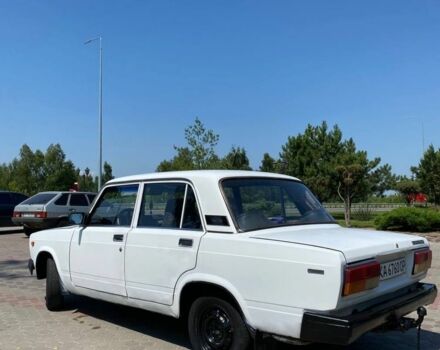Белый ВАЗ 2107, объемом двигателя 1.5 л и пробегом 100 тыс. км за 872 $, фото 4 на Automoto.ua