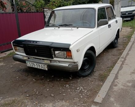 ВАЗ 2107 1989 в Бару на Automoto.ua Белый ВАЗ 2107, объемом двигателя 0 л и пробегом 100 тыс. км за 600 $, фото 8 на Automoto.ua