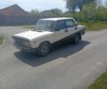 Белый ВАЗ 2107, объемом двигателя 1.3 л и пробегом 65 тыс. км за 599 $, фото 1 на Automoto.ua