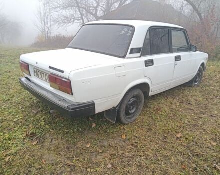 Белый ВАЗ 2107, объемом двигателя 0 л и пробегом 100 тыс. км за 450 $, фото 3 на Automoto.ua