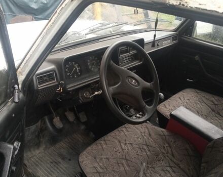 Белый ВАЗ 2107, объемом двигателя 0 л и пробегом 100 тыс. км за 550 $, фото 2 на Automoto.ua