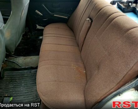 Белый ВАЗ 2107, объемом двигателя 1.6 л и пробегом 315 тыс. км за 300 $, фото 3 на Automoto.ua