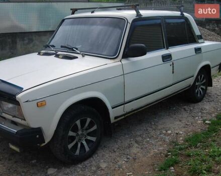 Белый ВАЗ 2107, объемом двигателя 1.6 л и пробегом 82 тыс. км за 1000 $, фото 2 на Automoto.ua