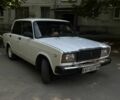 Белый ВАЗ 2107, объемом двигателя 1.5 л и пробегом 200 тыс. км за 553 $, фото 1 на Automoto.ua