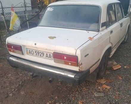 Белый ВАЗ 2107, объемом двигателя 0 л и пробегом 70 тыс. км за 239 $, фото 3 на Automoto.ua