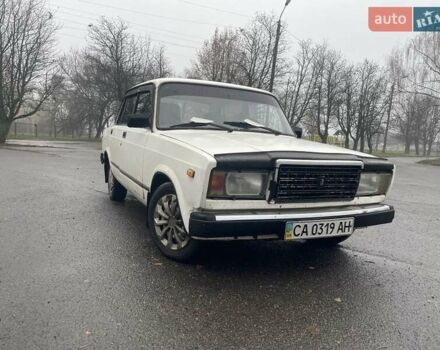 Белый ВАЗ 2107, объемом двигателя 1.6 л и пробегом 100 тыс. км за 638 $, фото 7 на Automoto.ua